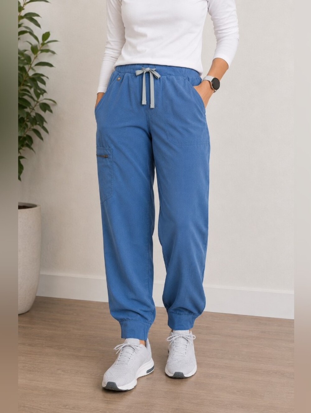 FIGS Technical Collection Blue Jogger Scrub Pants Women’s Small Cargo Stretch
